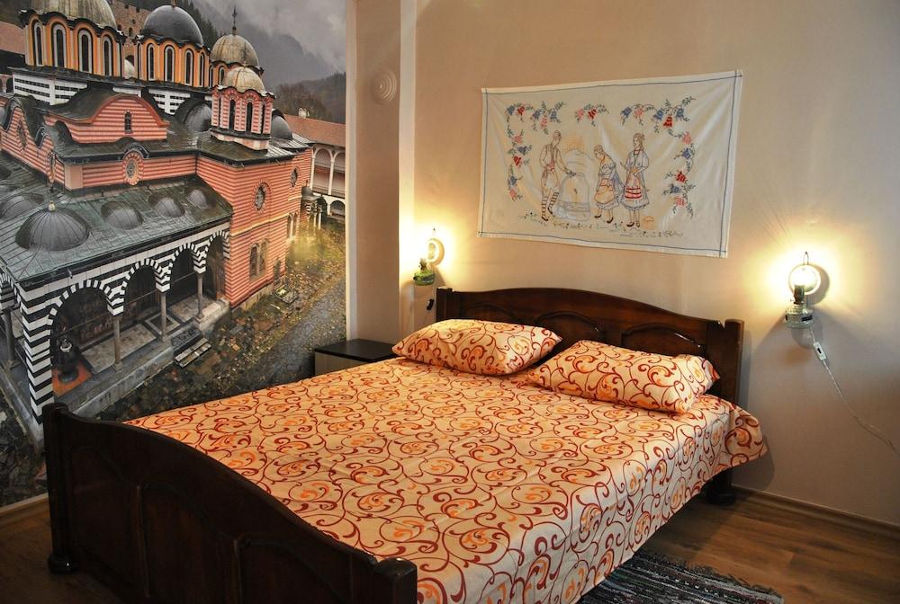 10 Coins Hostel & Tours Sofia Eksteriør bilde