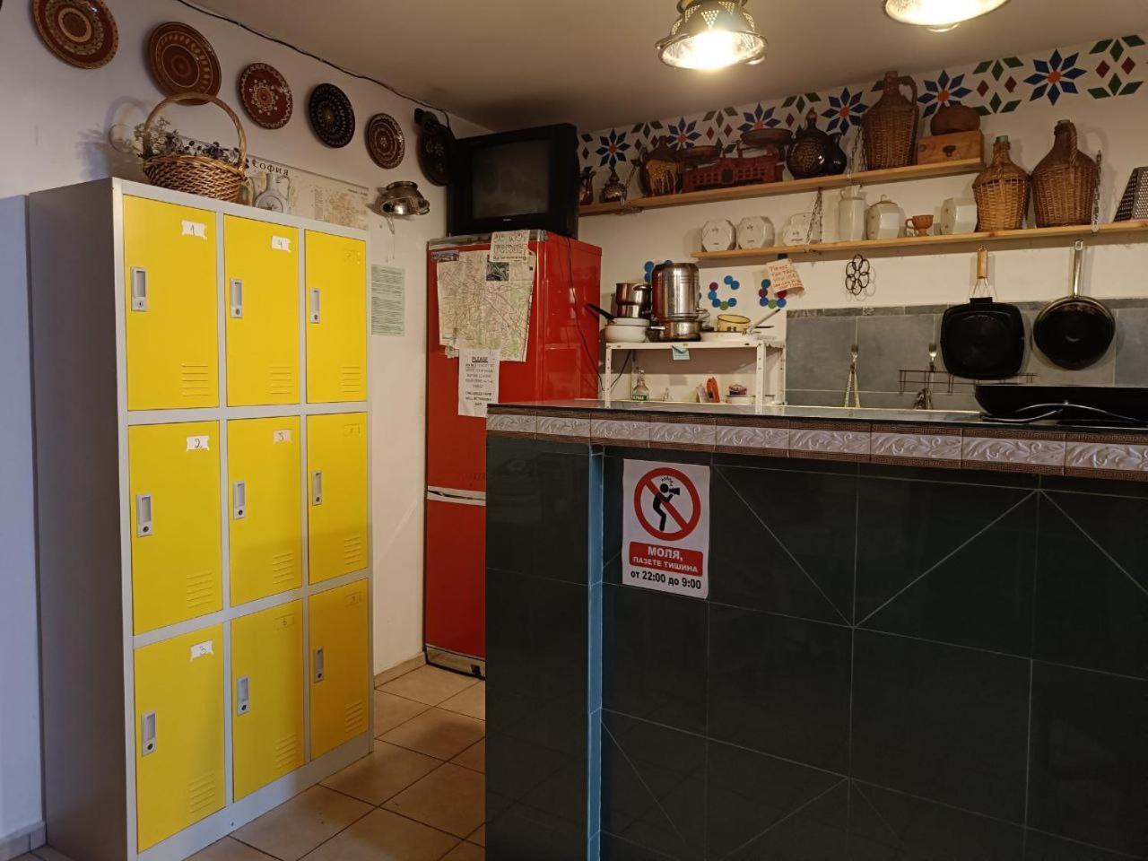 10 Coins Hostel & Tours Sofia Eksteriør bilde