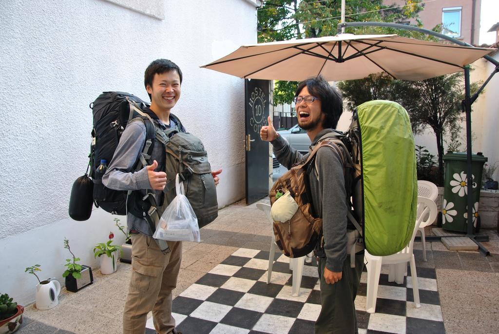10 Coins Hostel & Tours Sofia Eksteriør bilde